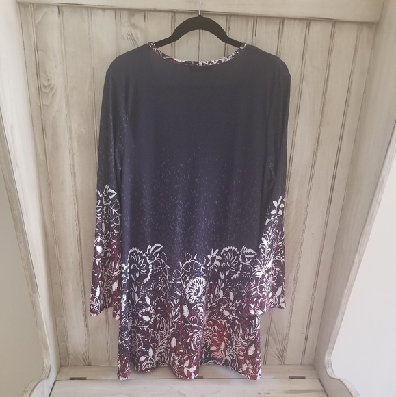 Azalea by Firmiana DressBoho Floral Design - Picture 4 of 7